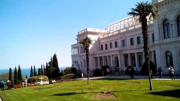 ЯЛТА Ливадийский дворец АПРЕЛЬ 2013