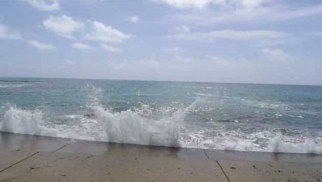 Море в Пафосе. Март 2013 года