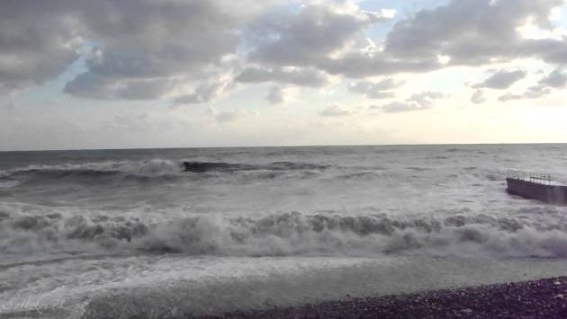 Сочи-черное море-шторм-март 2013