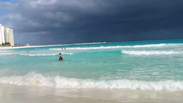 Декабрь: cancun beach mexico