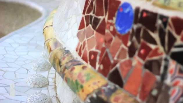 Барселона: Parc Guell - Antoni Gaudí Architecture - City Video Travel Guide - Barcelona Tour