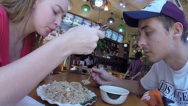 Еда на ХАЙНАНЕ / Сколько стоит обед / Китайская кухня, цены в кафе