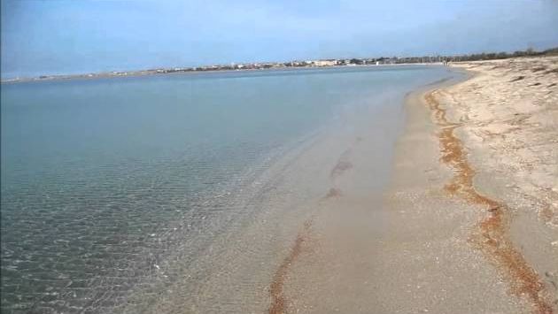 Межводное  Море Пляж  Октябрь