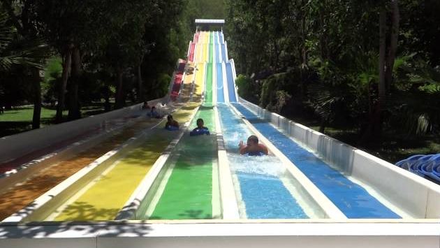 Июль, Вьетнам: Остров Винперл, Нячанг, Вьетнам, 2014. Vinpearl, Nha Trang, Vietnam 2014.