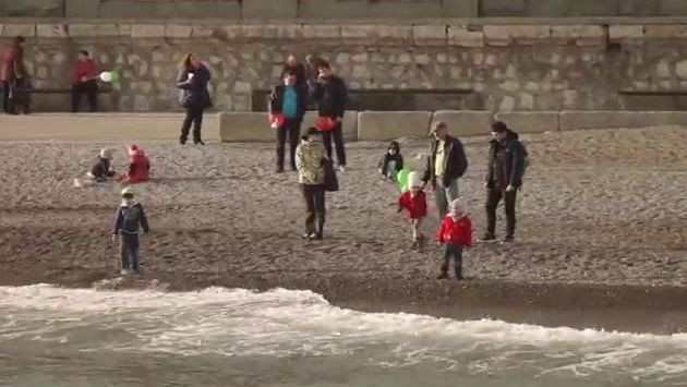 У моря. Ялта сегодня (28 декабря 2015). Погодка!