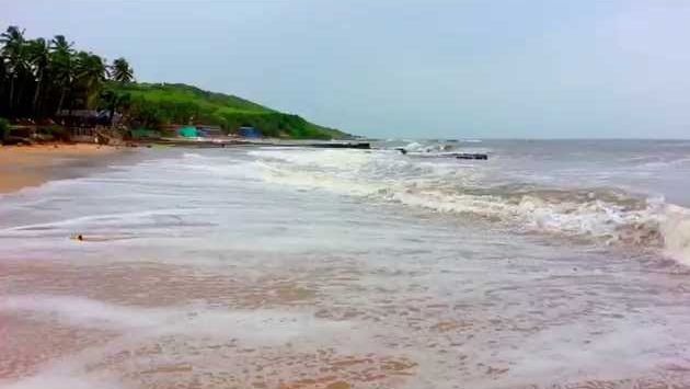 Гоа в августе: Ocean and the Waves - Goa, Anjuna Beach
