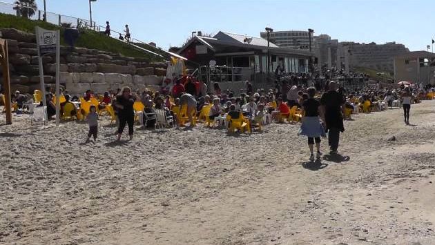 Израиль, Февраль: North Tel Aviv beach 04.20.12.m2t